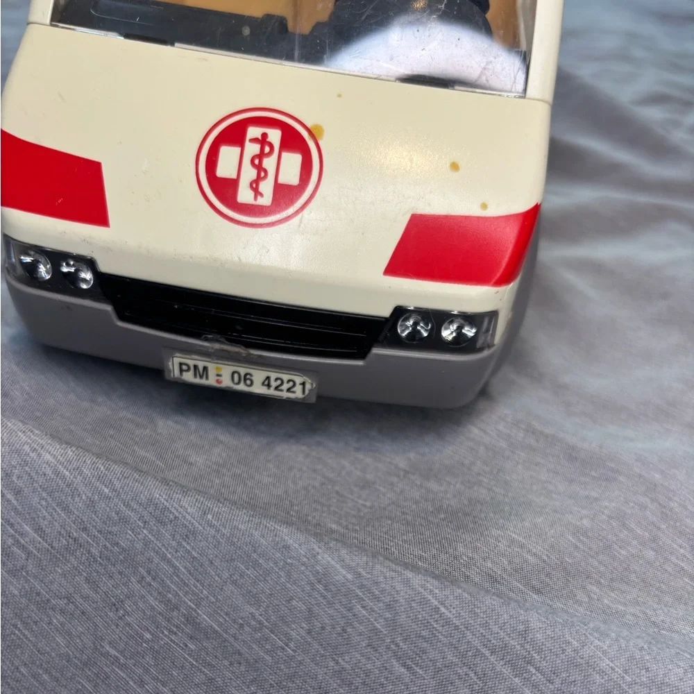 Vintage y2k 2004 Playmobil 4221 Ambulance‎ Geobra Brandstatter